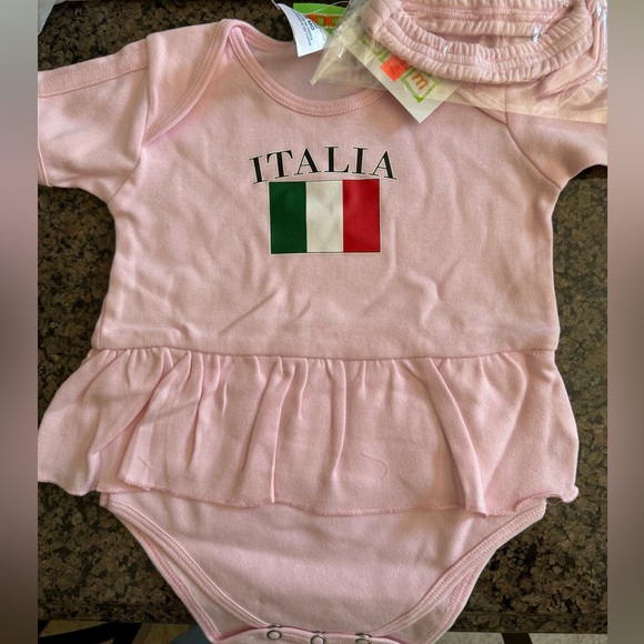 Italy Onesie for Baby’s - Picture 2 of 3